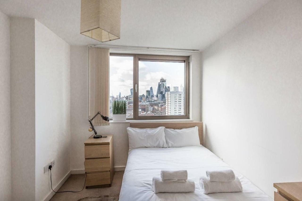 Modern 1 Bedroom Apartment In E1 With Great Views Лондон Екстер'єр фото